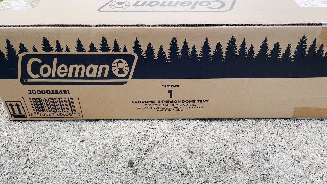 The outer packaging of the Coleman Sundome 6.