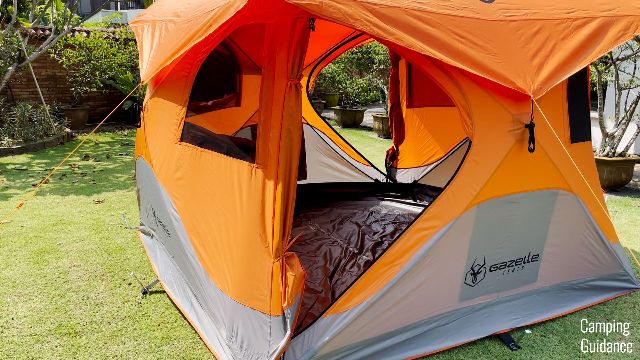 The 2 D-shaped doors of the Gazelle T4 Hub Tent