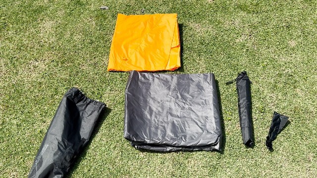 What you get in the box when you buy the REI Trail Hut 2.